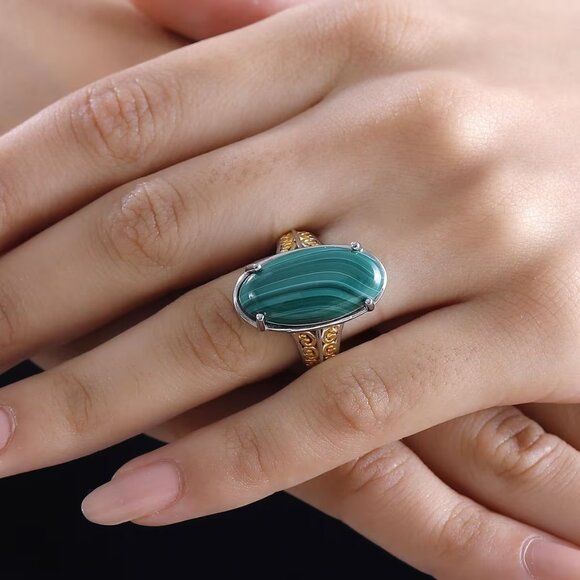 Women's African Green Malachite Solitaire Silvertone Ring in Size 8 - Picture 2 of 4